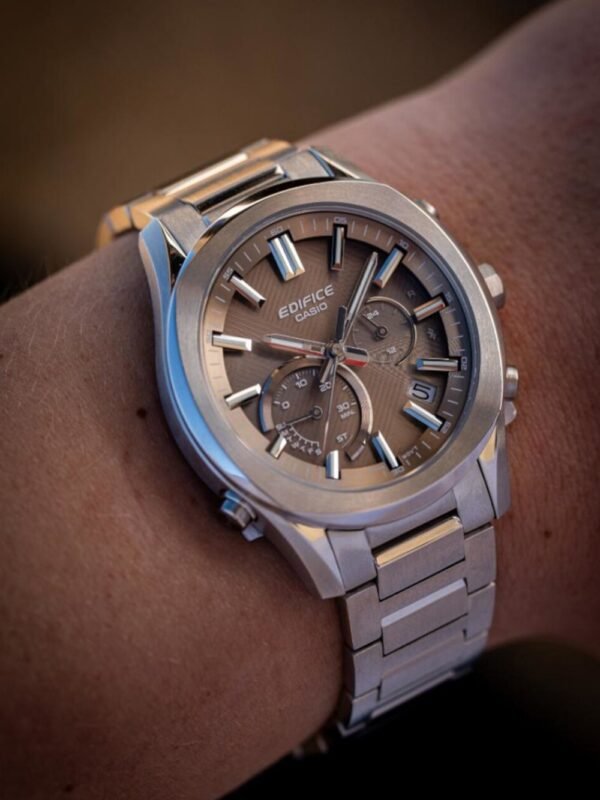 Casio EQB-1300D-5AEF Orologio Uomo Edifice Cronografo Solare 40mm 10ATM