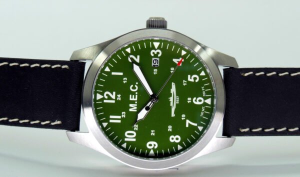 M.e.c. Modello S527 Quarzo Vetro Zaffiro Quadrante Verde Cinturino Pelle