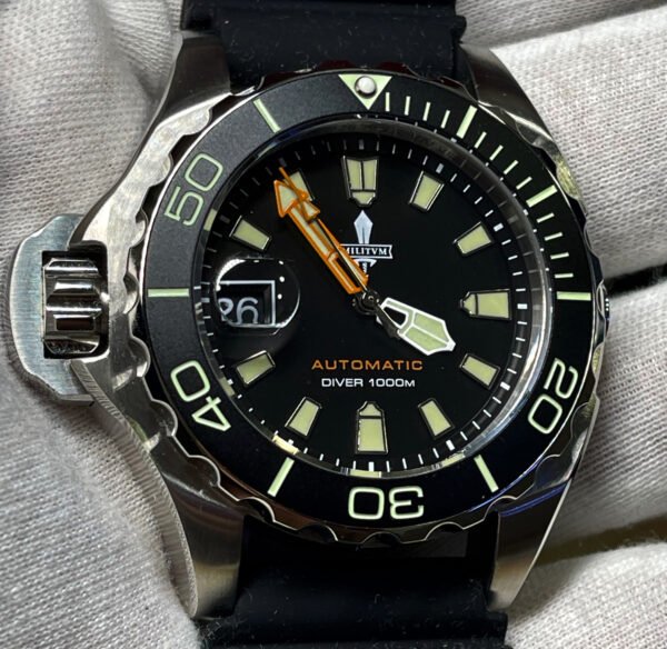 Militum Abisso Marino AM1 Sub 1000 Metri Valvola elio Cassa In Acciaio da 44mm con proteggi corona automatica Vetro Zaffiro Militum Abisso Marino AM1 Sub 1000 Metri Valvola elio Cassa In Acciaio da 44mm con proteggi corona automatica Vetro Zaffiro