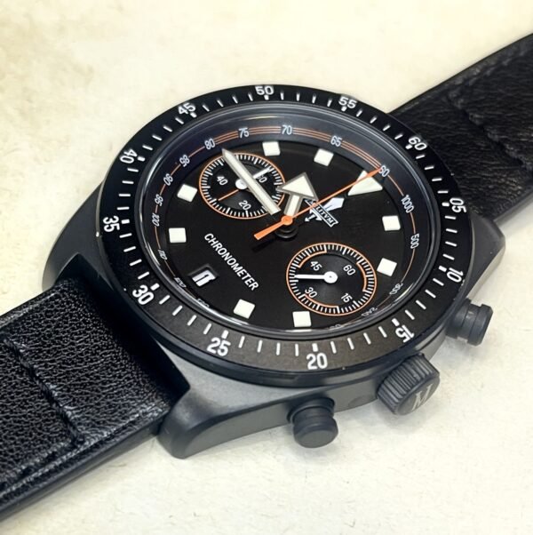 Militum Chronos Dotato Di Cronografo Cassa finitura Pvd Da 44mm Dial Nero
