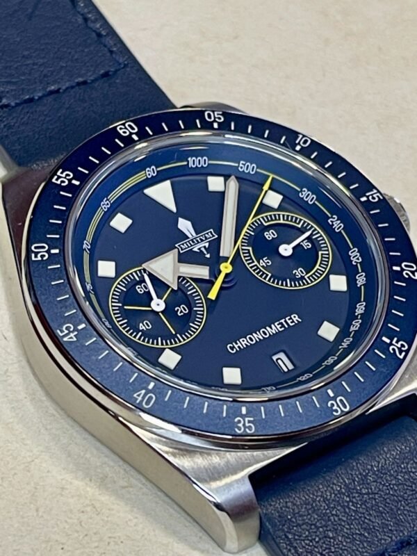 Militum Chronos Dotato Di Cronografo Cassa Satinata Da 44mm Dial Blu