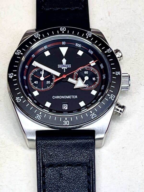 Militum Chronos Dotato Di Cronografo Cassa Satinata Da 44mm Dial Nero