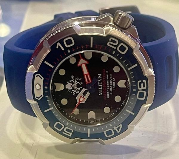 Militum Ocean 1000 Metri Automatico con valvola Elio Zaffiro Limited Edition Octopus