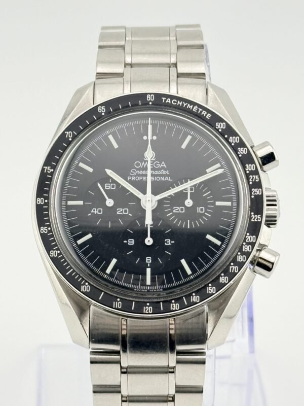 Omega Speedmaster Professional Moonwatch 3570.50.00 Omega Speedmaster Professional Moonwatch 3570.50.00
