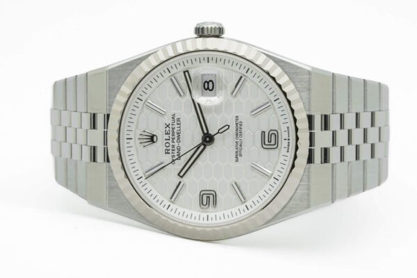 Rolex Land-Dweller 40mm 127334 Land Dweller White Dial M127334-0001 White Rolesor