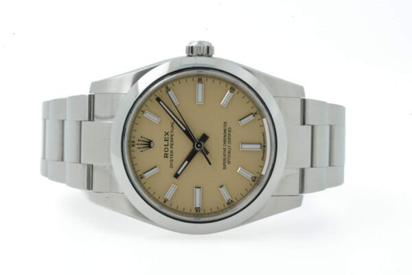 Rolex Oyster Perpetual 34 124200 124200-0007 Beige Dial 34mm