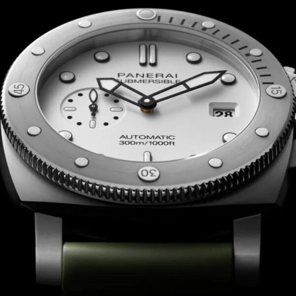 Submersible QuarantaQuattro