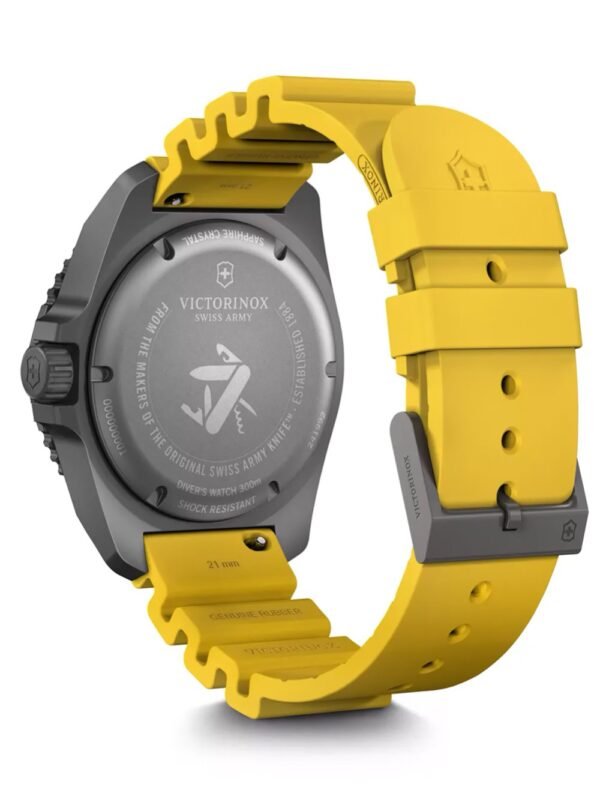 Victorinox 241992 Orologio Uomo Dive Pro Quarzo Titanio 43mm 30ATM